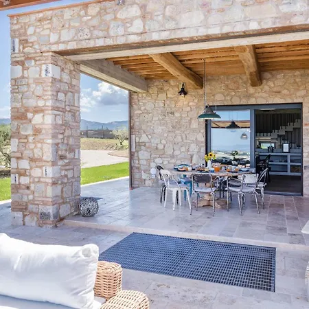 Villa Casale The Place 6&2, Emma