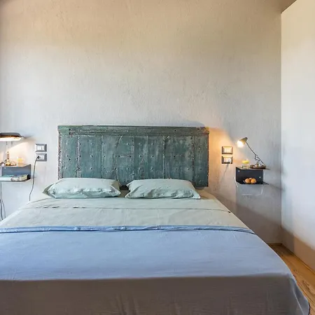 Casale The Place 6&2, Emma