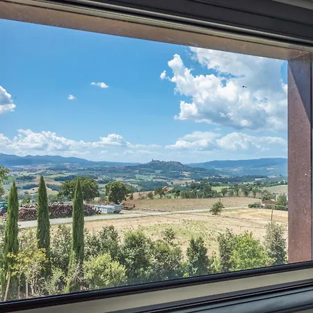 Casale The Place 6&4, Emma * Petroro